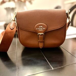 Coach Whiskey /Cognac Brown Leather Saddle Bag
Genuine Leather EUC